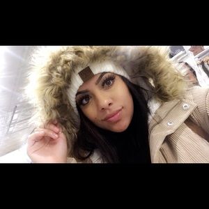 Meet your Posher, Anne